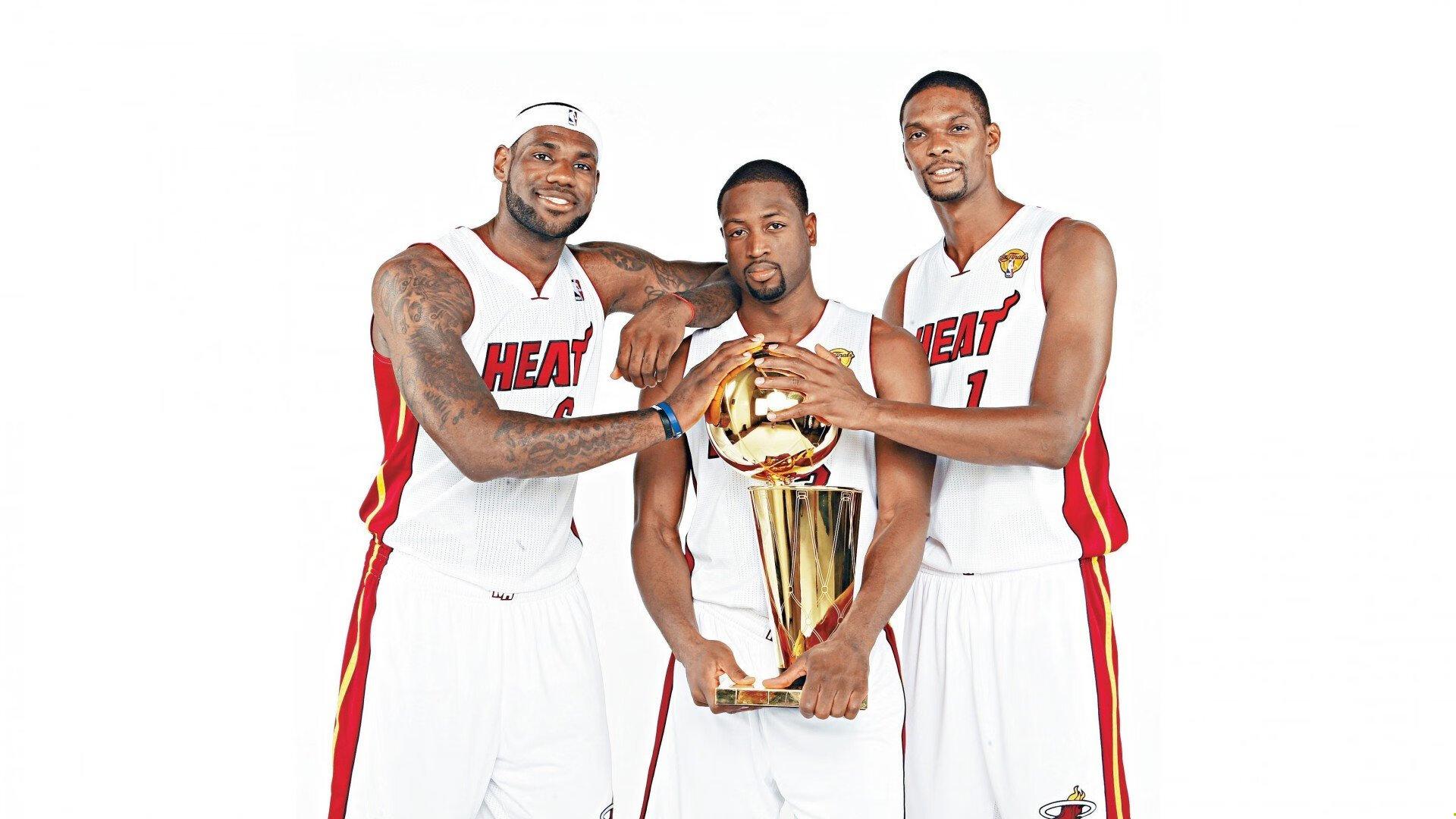 电竞产业蓬勃发展，全球赛事热度再创新高