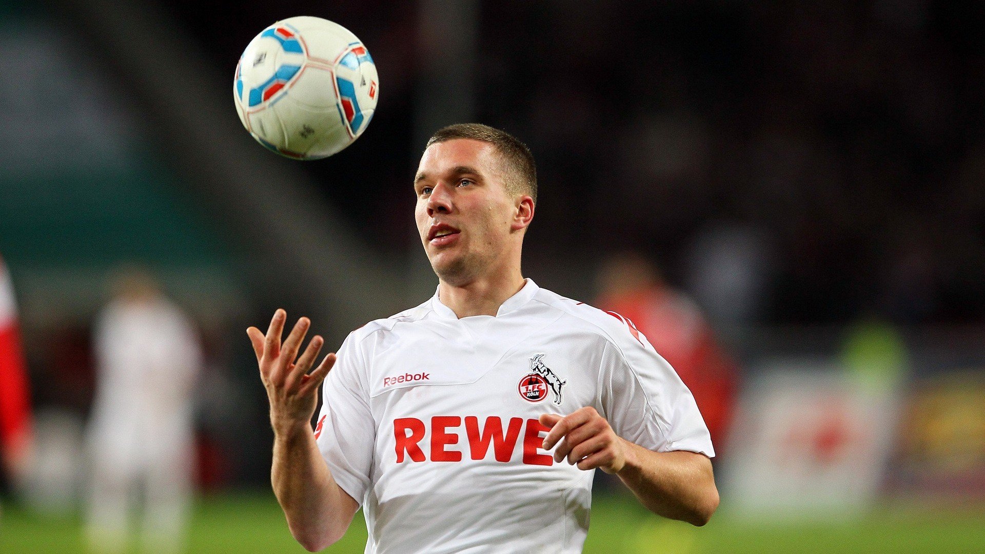 中国花样游泳队巴黎奥运备战进入冲刺阶段 新编排惊艳国际赛场