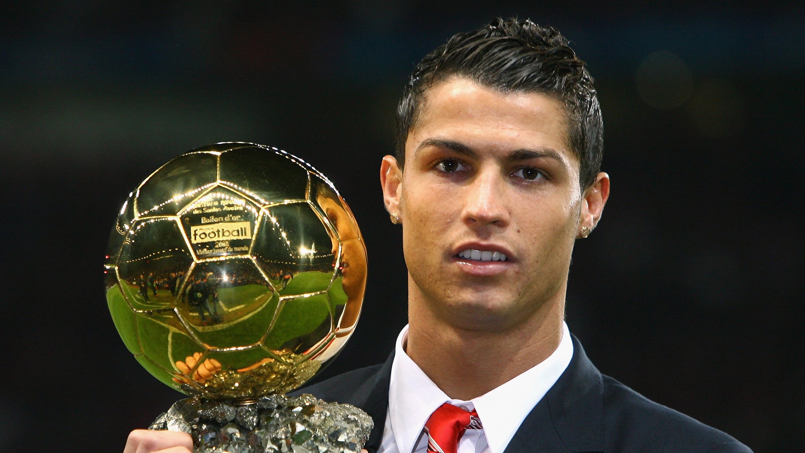 体育教育助力青少年全面发展 校园运动新风尚引领健康成长